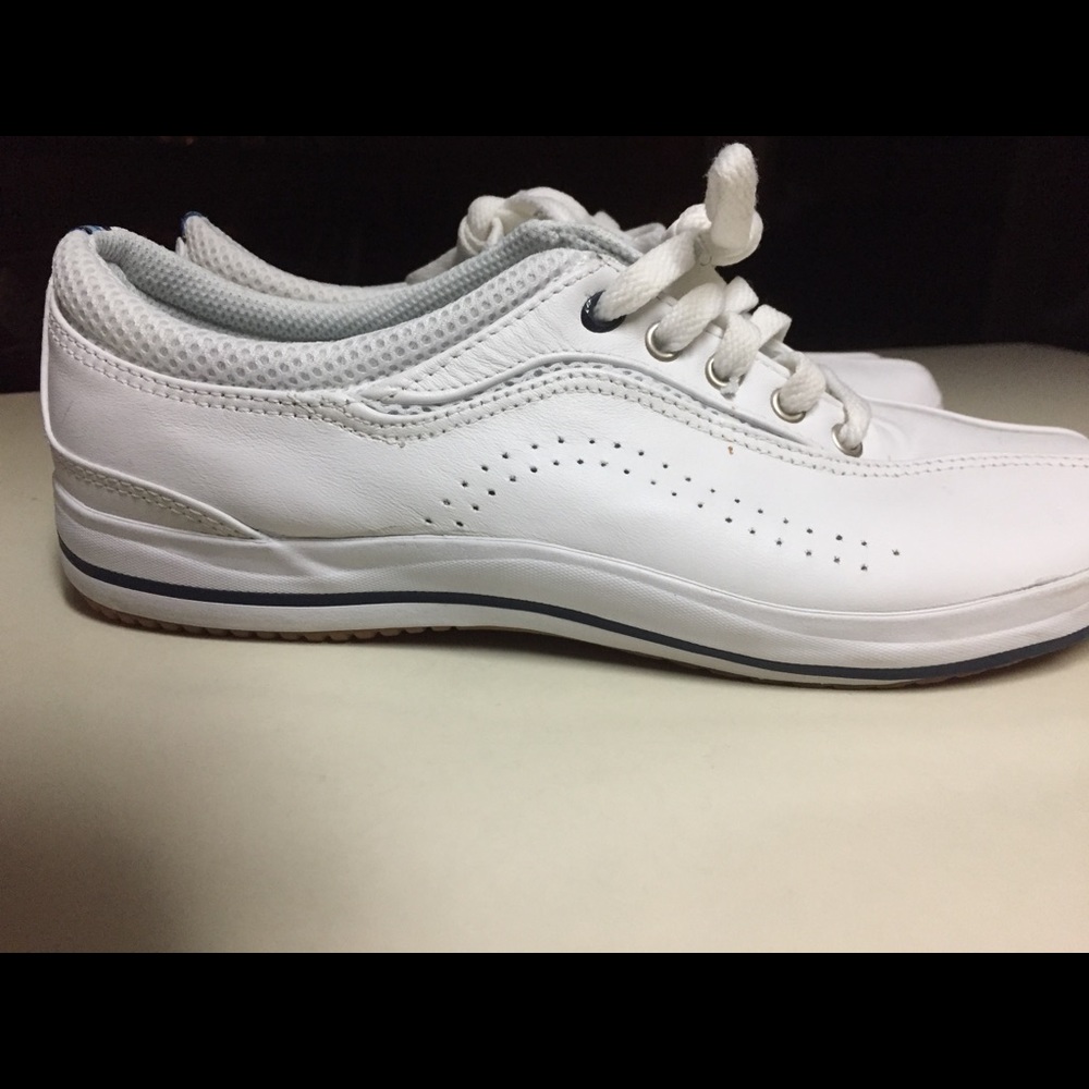 Women’s Leather Keds